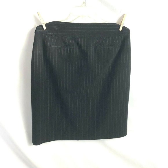 Ann Taylor Women's Pin Striped Skirt Size 6 Black - Picture 2 of 8